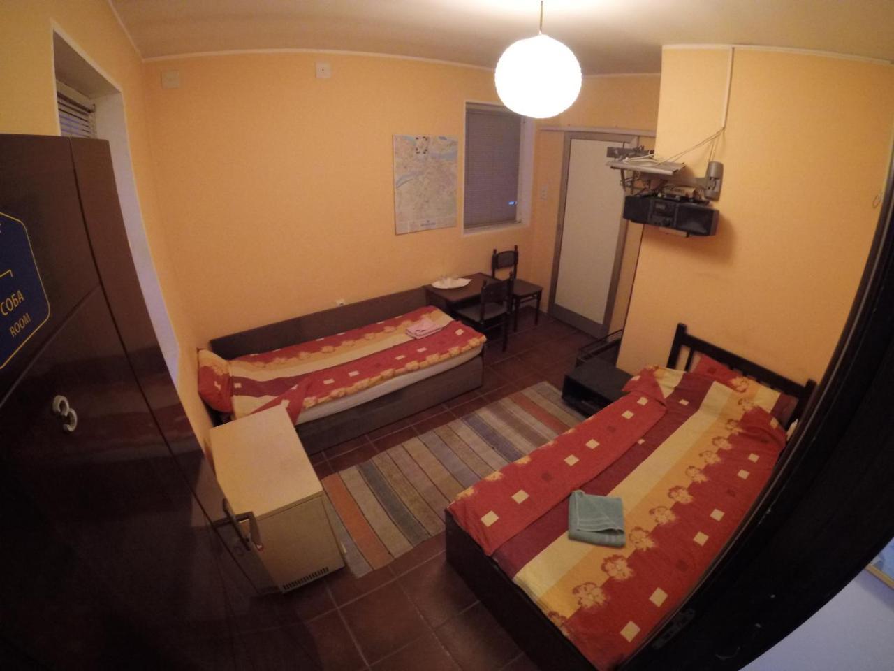 Hostel Respect Pancevo Ngoại thất bức ảnh